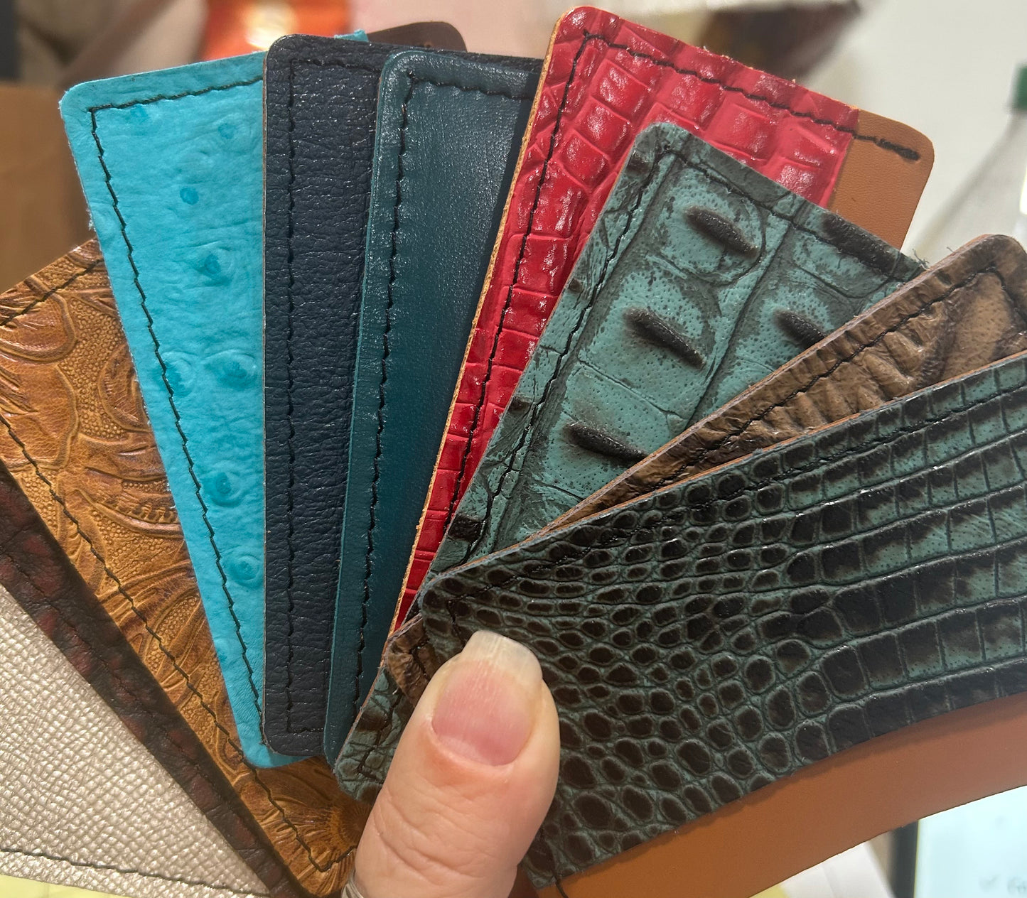 Minimalist Wallet  Sleek Simple Handcrafted.
